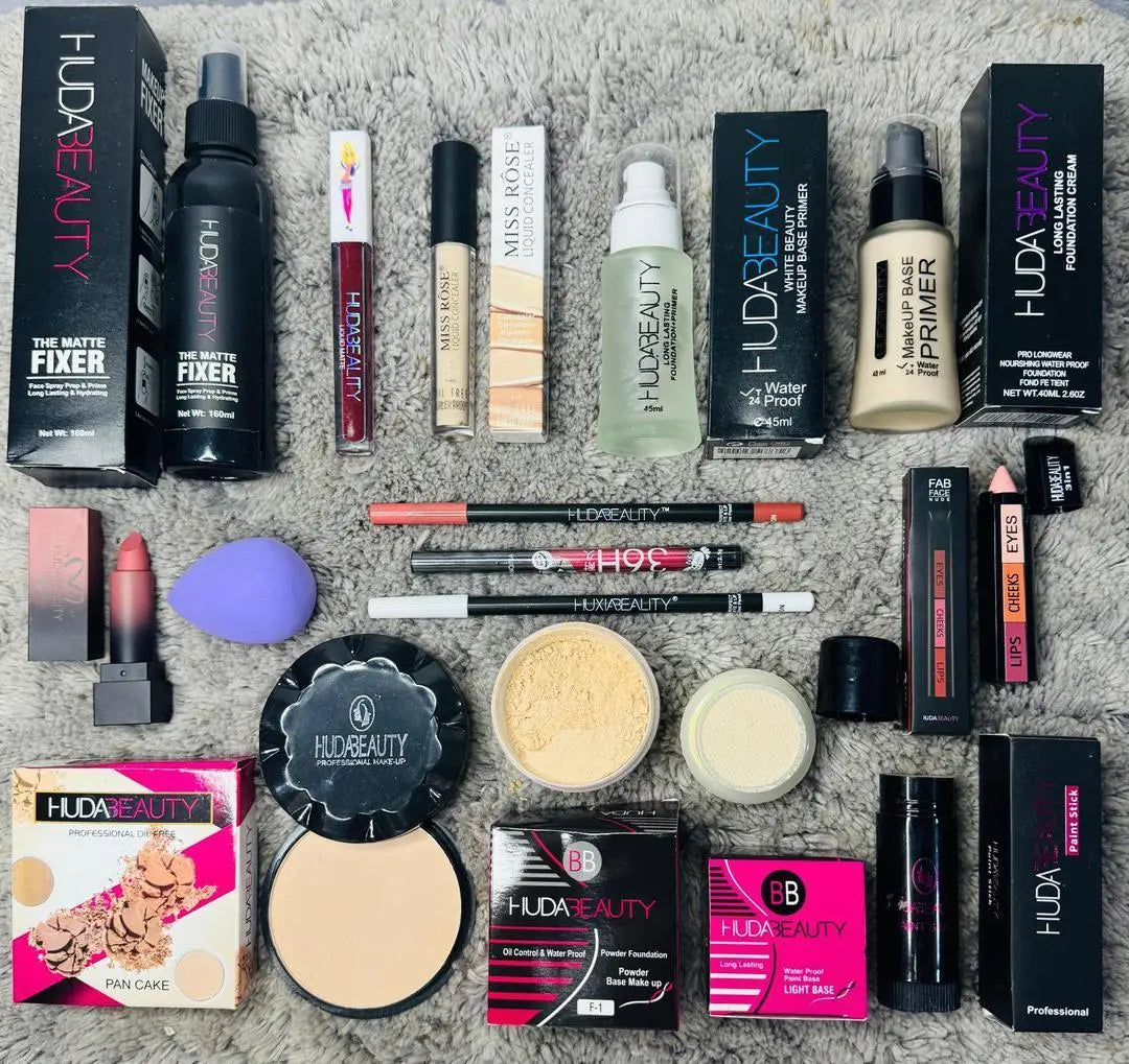 12 in 1 Huda Makeup Deal